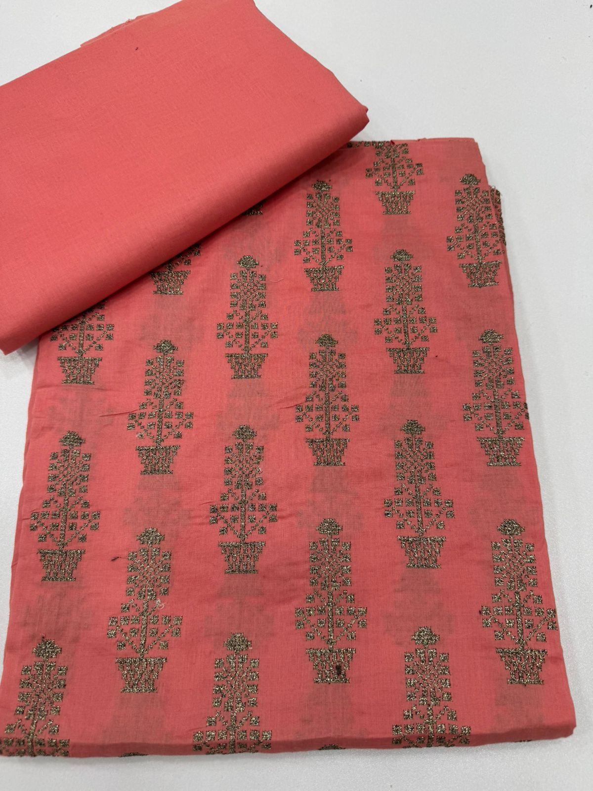 Bareeza lawn 2piece