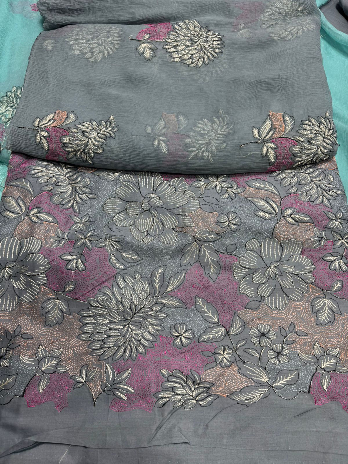 Bareeza lawn 3 piece