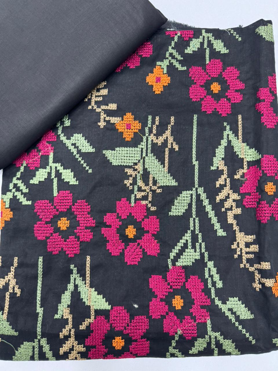 Bareeza lawn 2piece