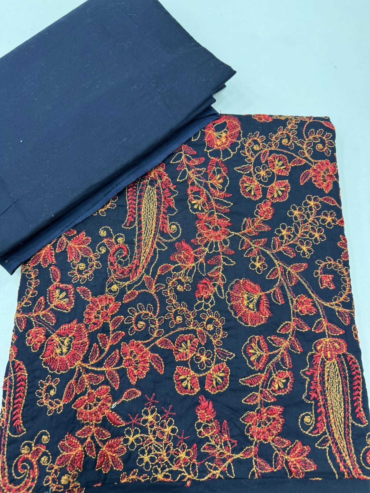 Bareeza lawn 2piece