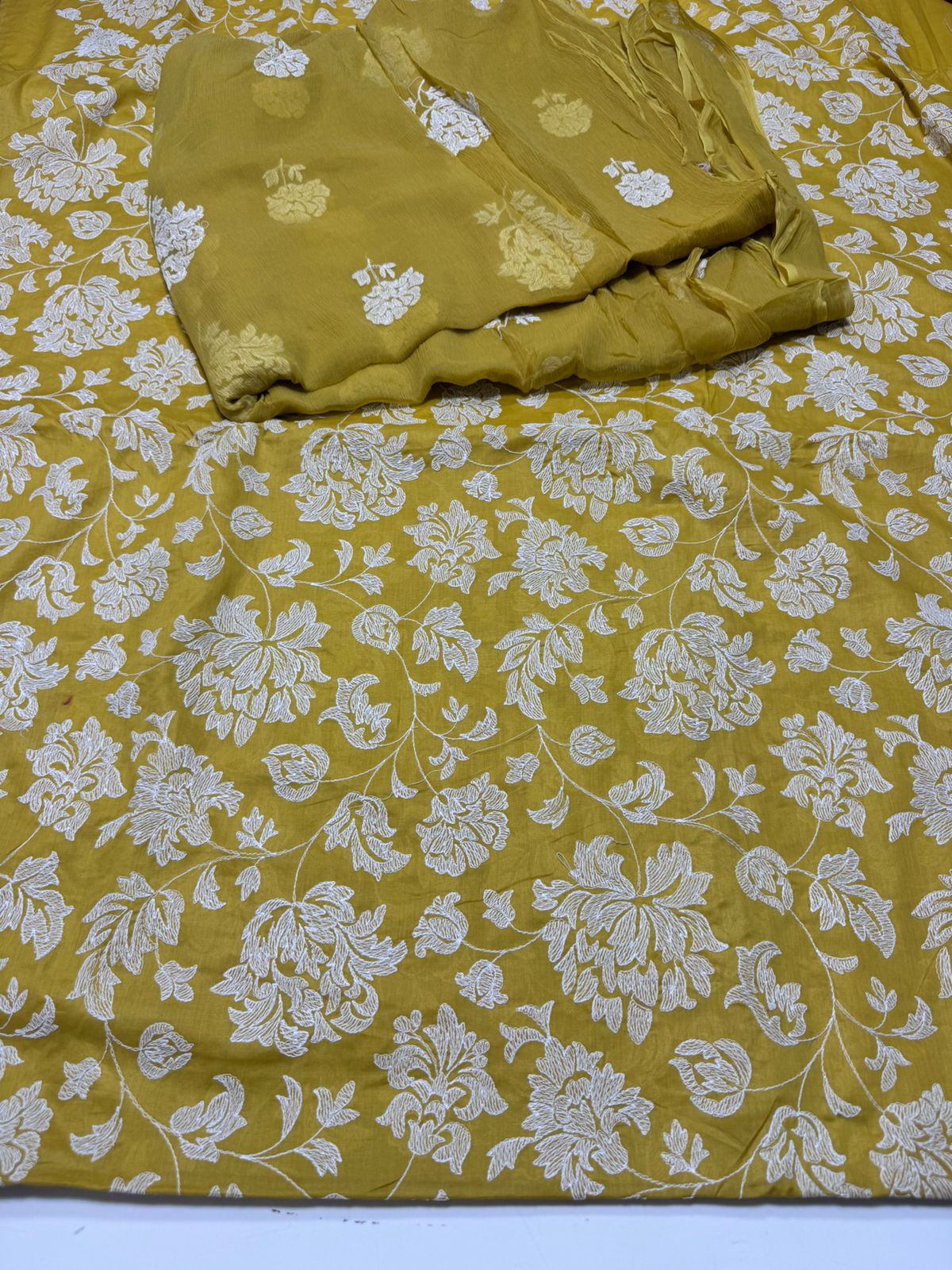 Bareeze lawn 3piece