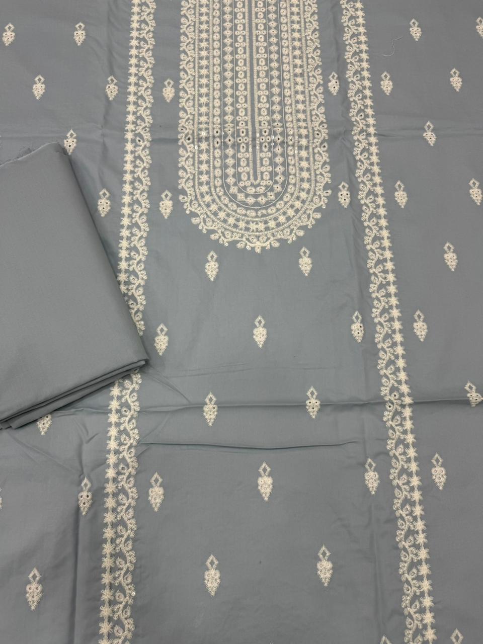 Bareeza lawn 2piece