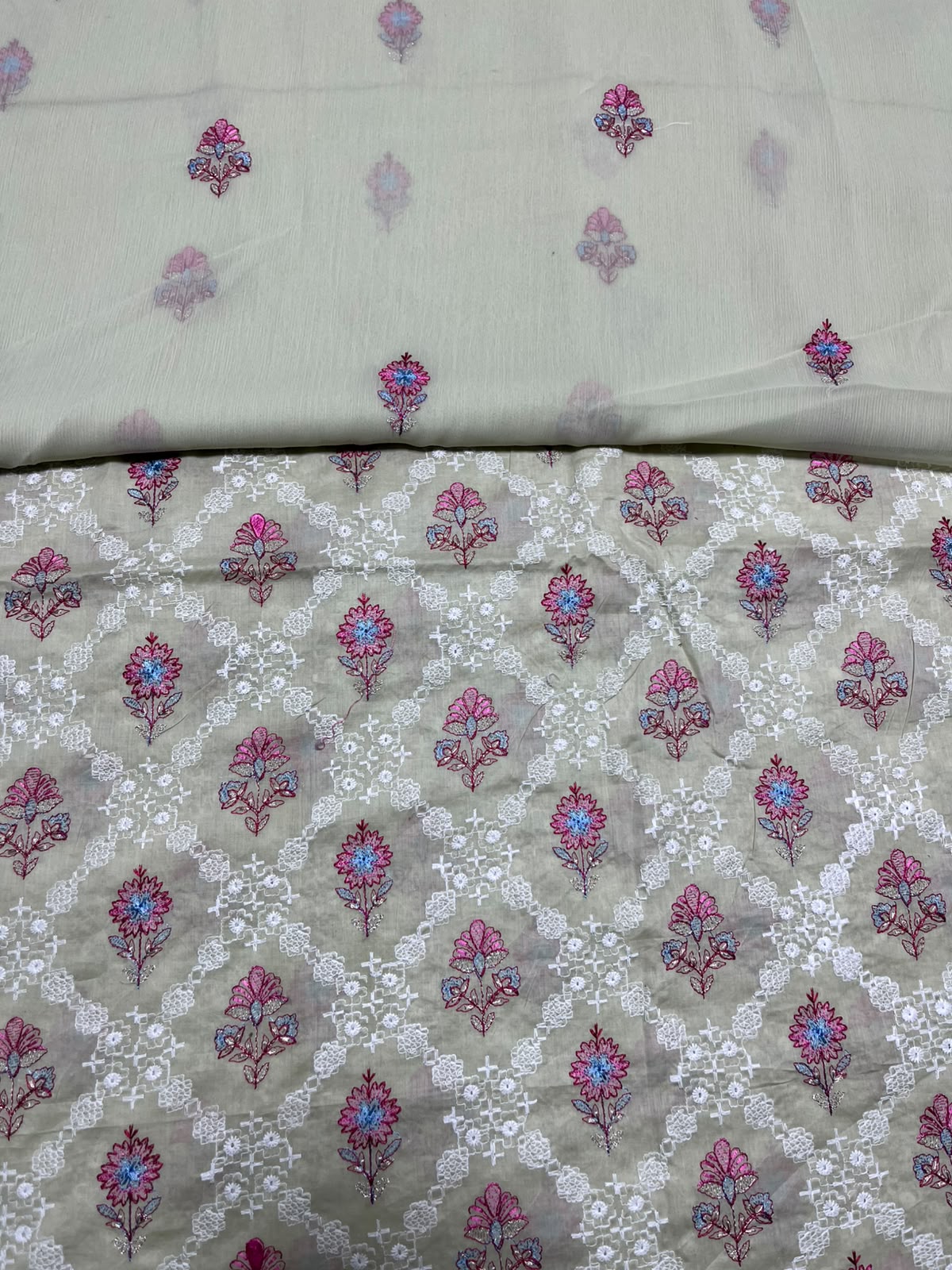 Bareeze lawn 3pice