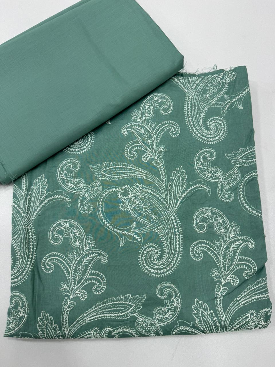 Bareeza lawn 2piece