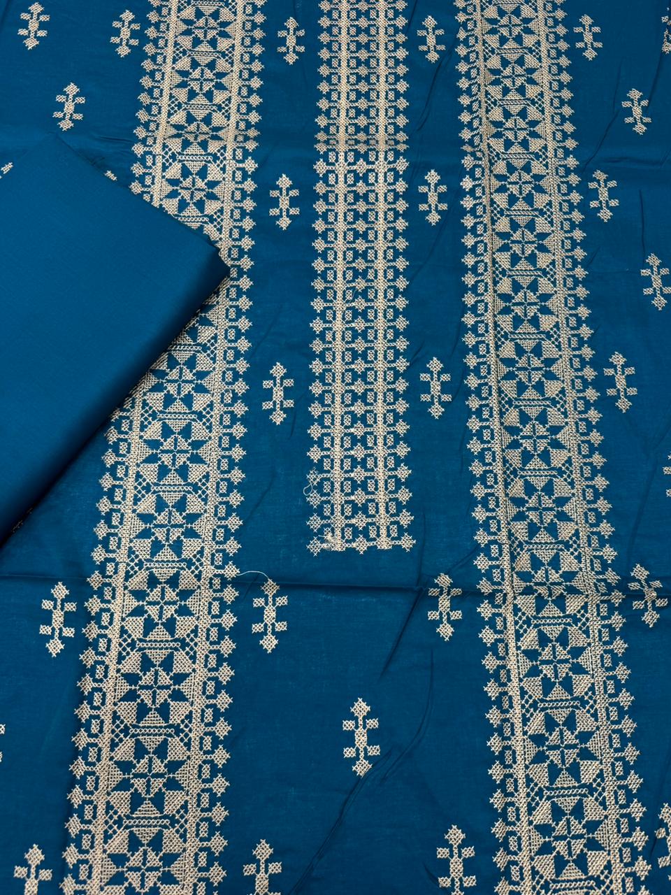 Bareeza lawn 2piece